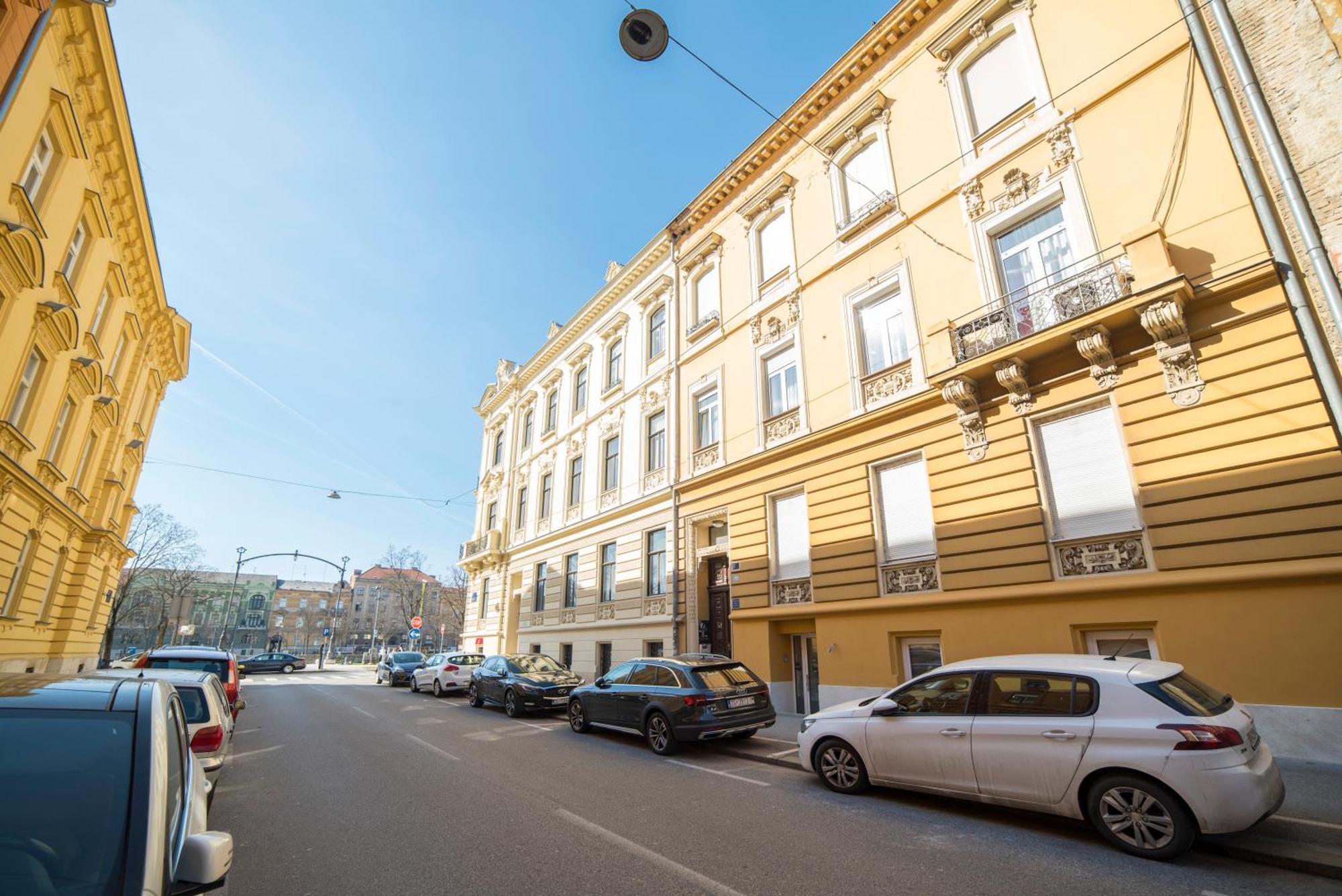 Golden Star Lägenhet Zagreb Exteriör bild