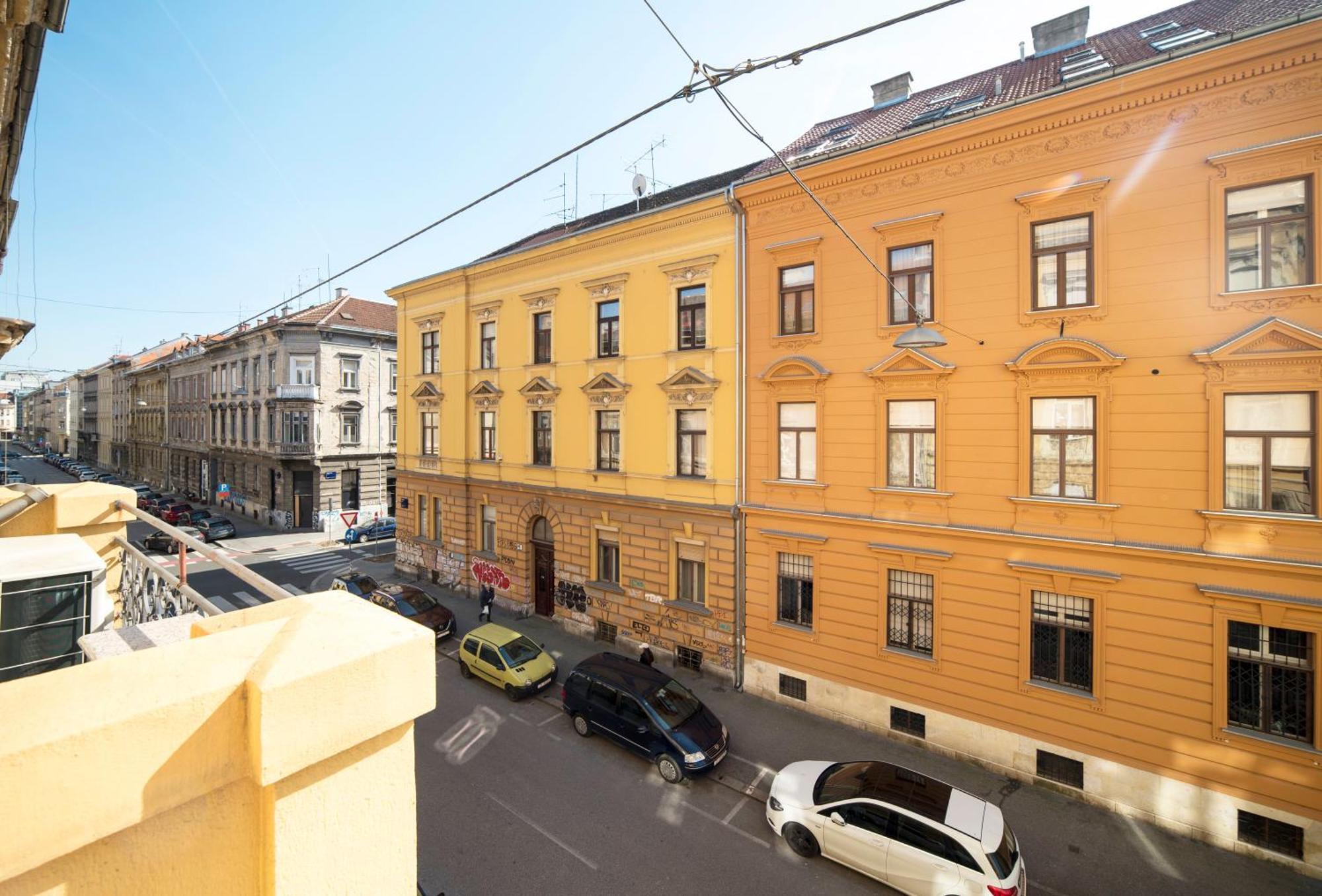 Golden Star Lägenhet Zagreb Exteriör bild